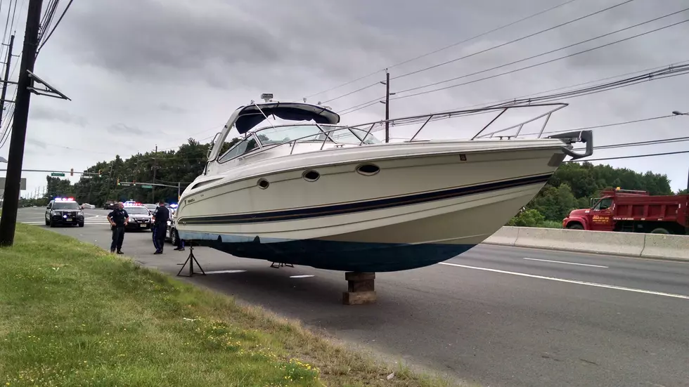 Police find guy who left 37-foot boat on Route 1 in South Brunswick