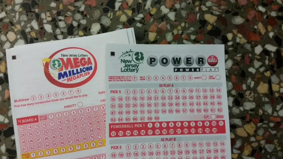 Powerball, Mega Millions jackpots both over $300 million