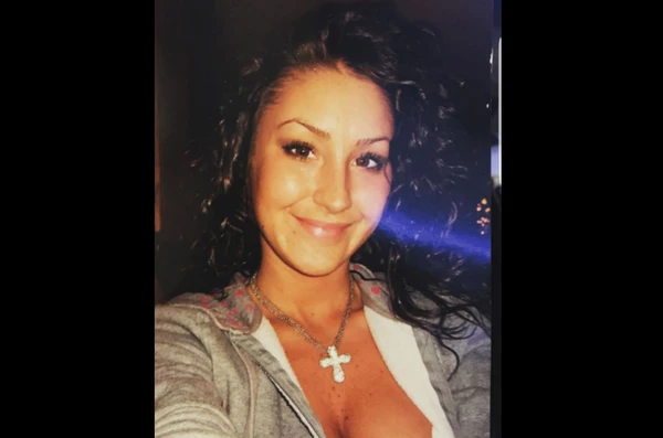 Money offers for sex, forced body shots � NJ waitress details abuse claims