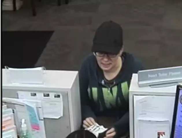 Woman uses a note to rob a bank in South Jersey