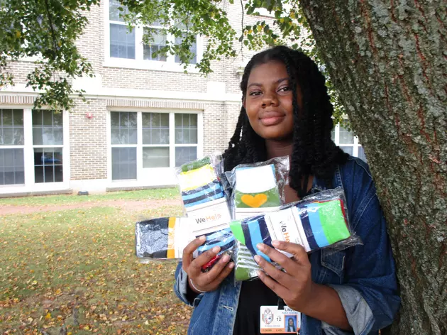 Linden student selling socks to buy prostheses for amputees