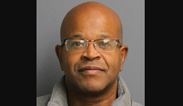 NJ teacher charged with raping student to stay locked up