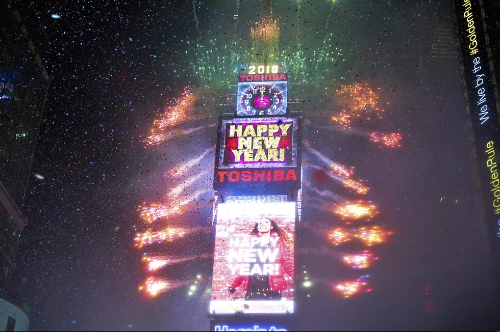 Ball drops in frigid Times Square to welcome 2018