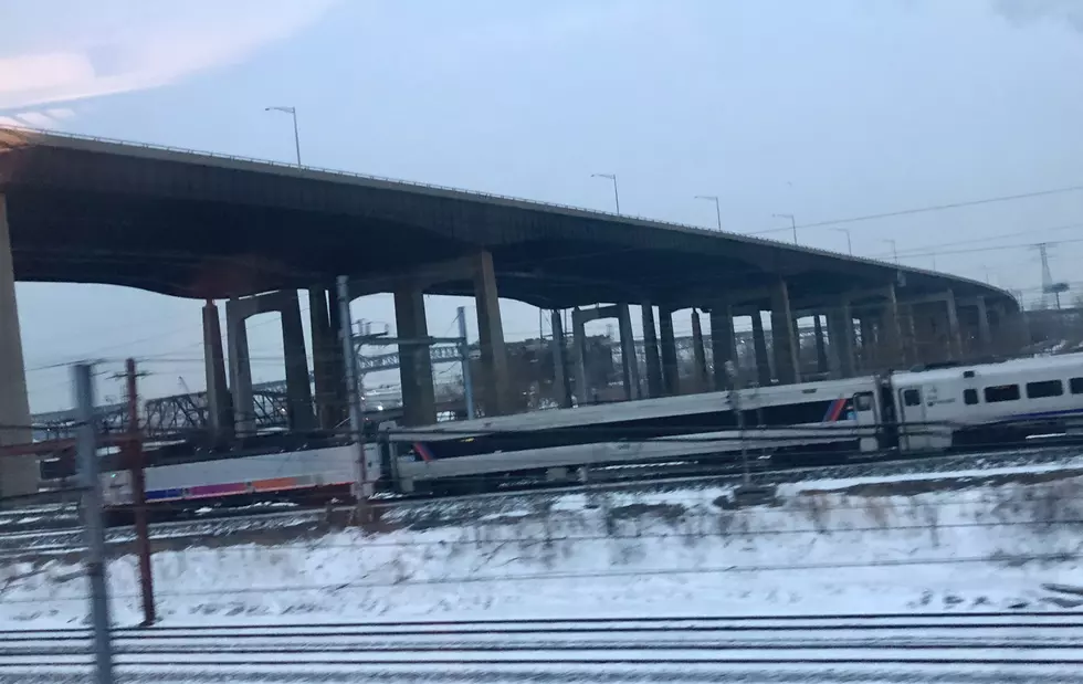 Wire problems cause 90-minute NJ Transit delays into NYC