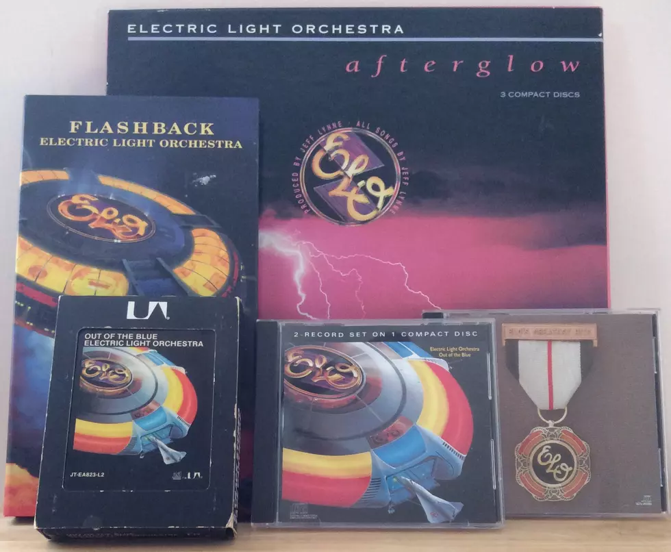 How would you like your ELO hits? Analog or digital? (Craig Allen photo).