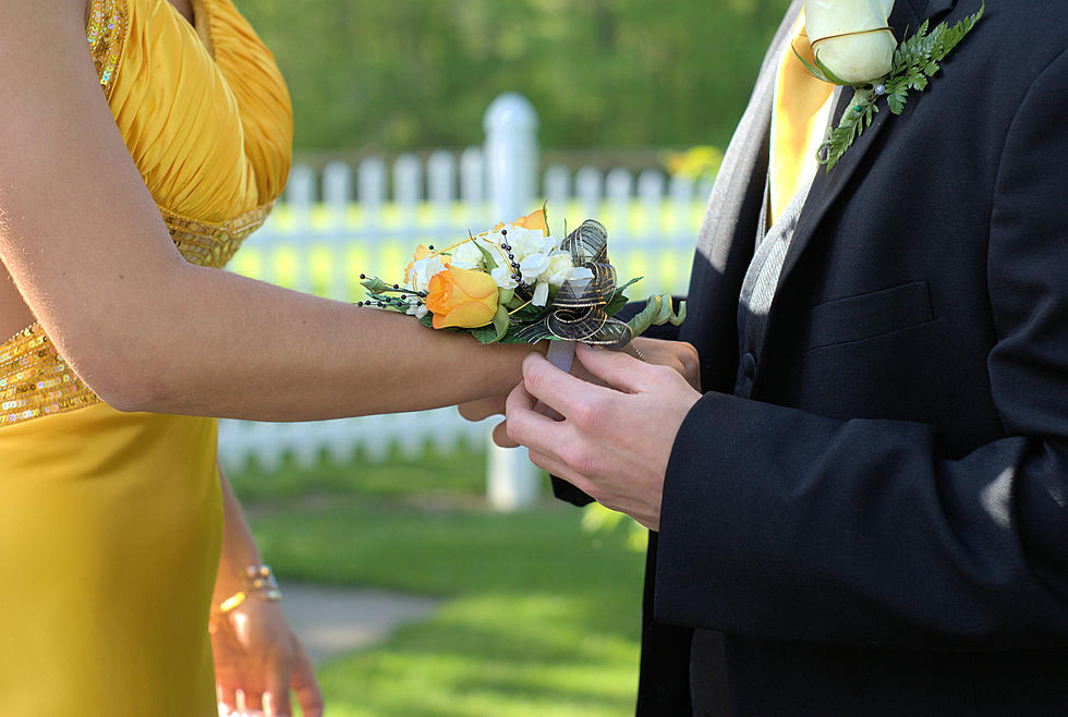 Promposals are costing teens big bucks — Forever 39 Podcast