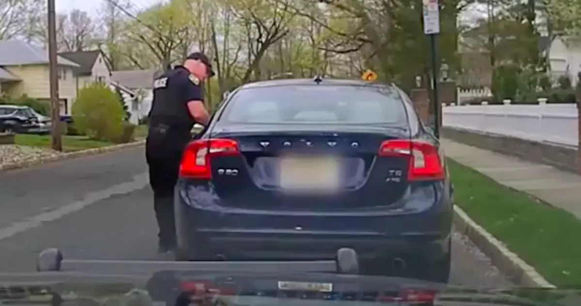 Skinhead Cop Nj School Official Freaks At Police During Stop