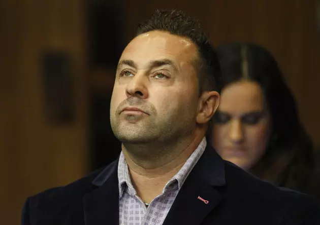Lawyer: Joe Giudice not being deported before prison term