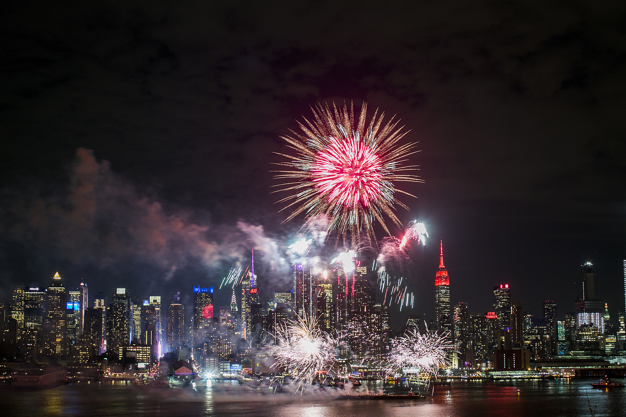 Fireworks New Jersey 101.5