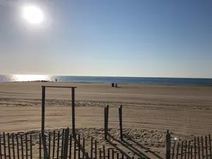 Lou &#038; Liz Live In Asbury Park this Morning