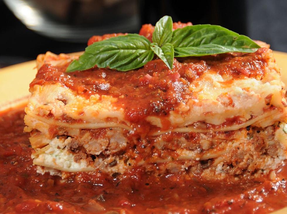 Big Joe&#8217;s Classic Lasagna with Homemade Sauce