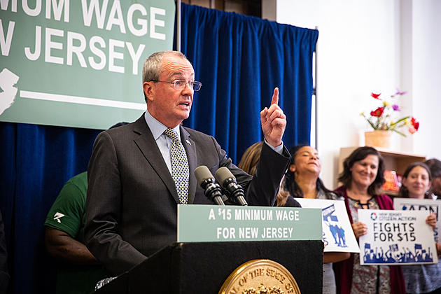 Murphy still supports $15 minimum wage — Why isn&#8217;t it law yet?