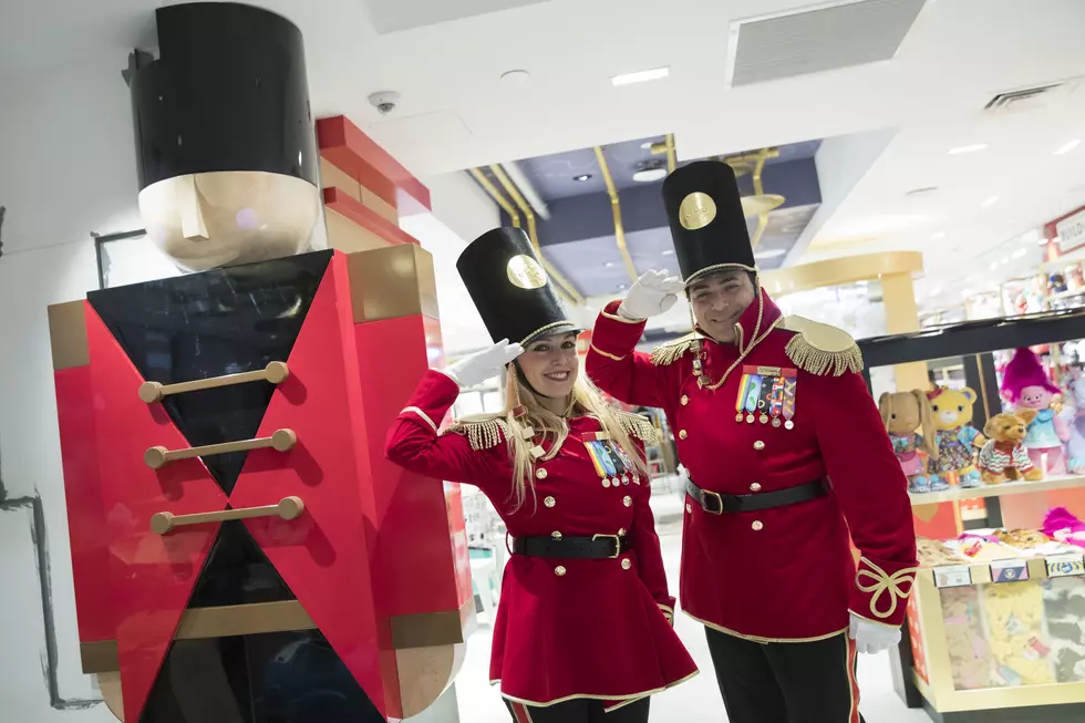 FAO Schwarz is back! Big news for toy lovers