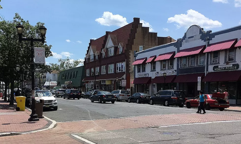 Towns, businesses huddle on ways to save downtowns from COVID