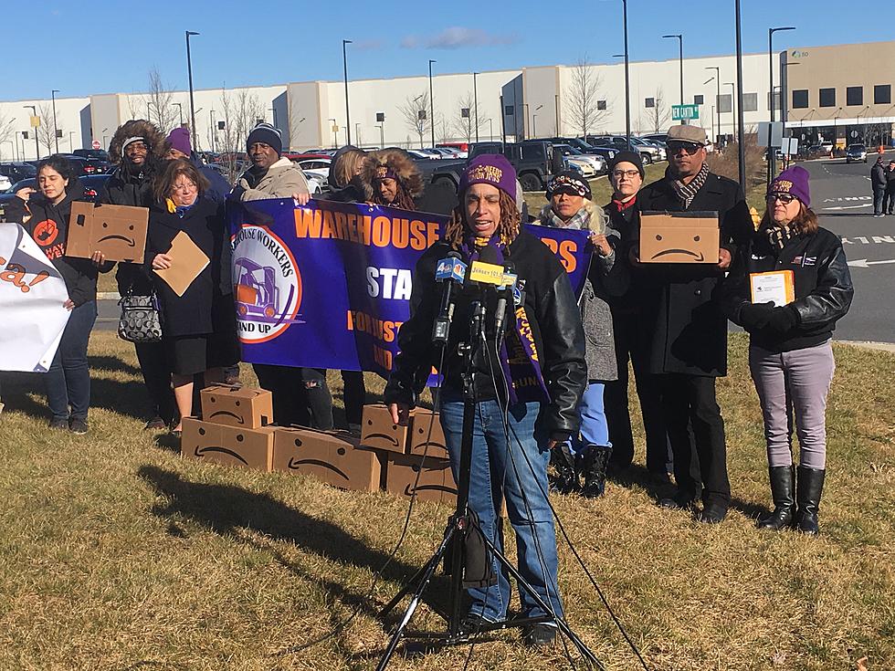 Unions: Amazon conditions ‘outrageous’ (but workers skip rally)
