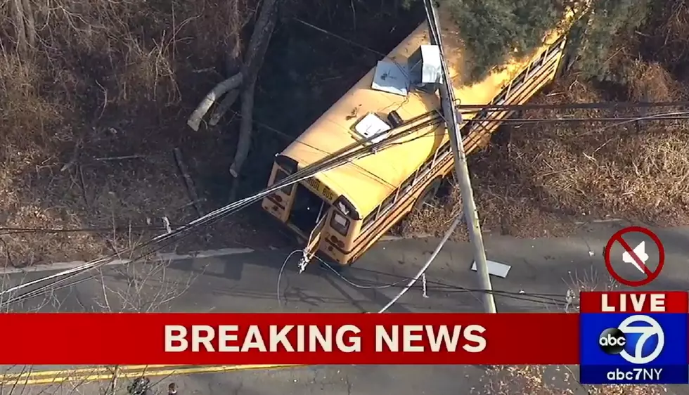 Live wires on NJ school bus after crash with kids aboard