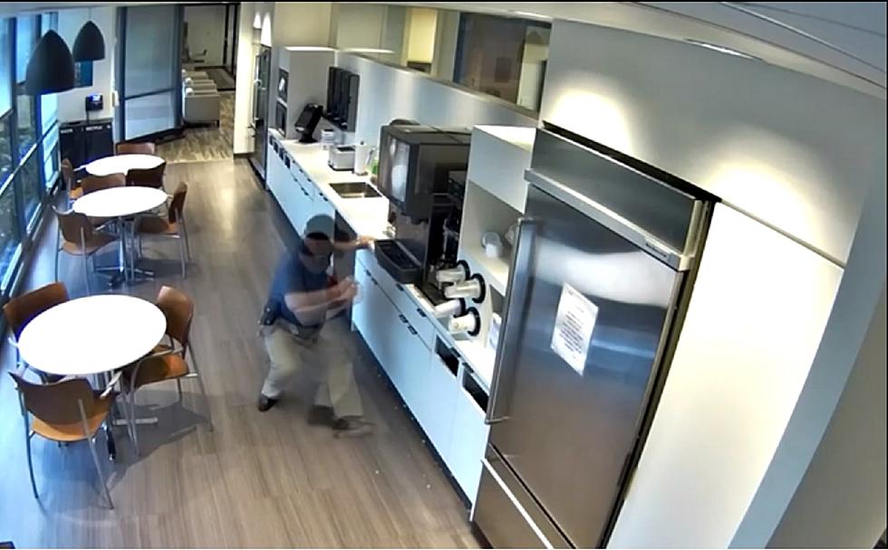 Community service, no Oscar, for contractor who faked fall in kitchen
