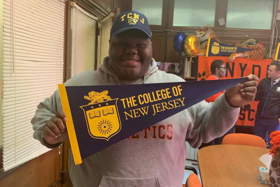 NJ teen was homeless. Now he's been accepted by 18 colleges