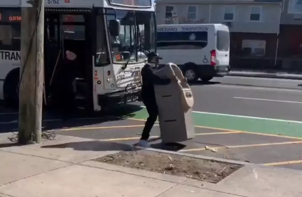 Man tries to drag ATM onto bus in prank on NJ Transit