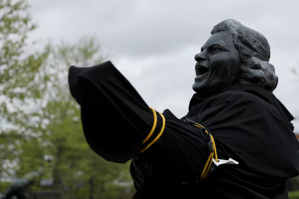 Wildwood wants Kate Smith statue; Toms River mayor slams political correctness