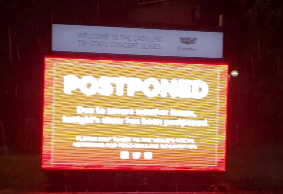 Arts Center restarts ‘postponed’ concert after fans sent home