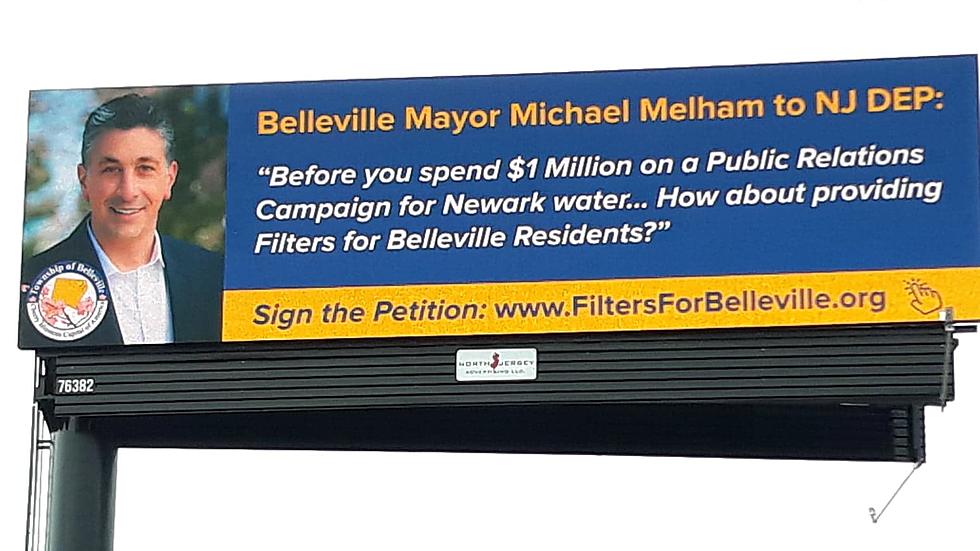 Belleville mayor &#8216;refuses to be quiet&#8217; about water crisis, uses billboard