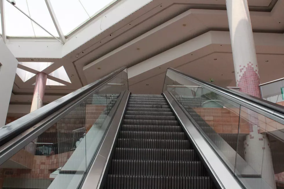 This NJ Transit escalator is so bad it has its own Twitter account