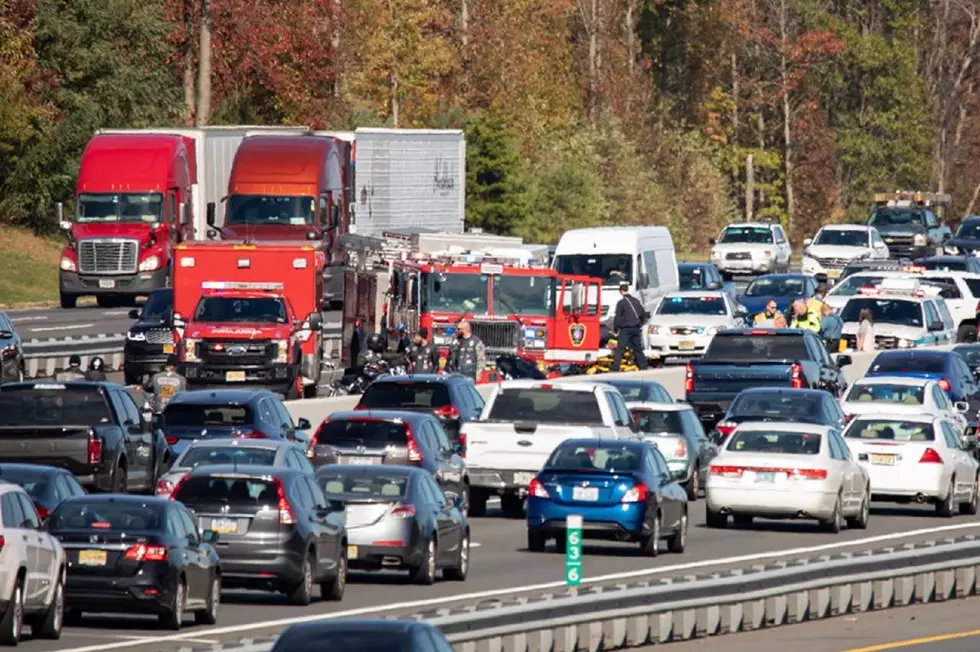 One passenger dead in NJ Turnpike 2-car crash, State Police say