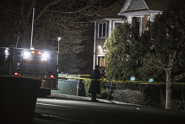 Man accused of stabbing 5 at rabbi&#8217;s home had history of mental illness, family says