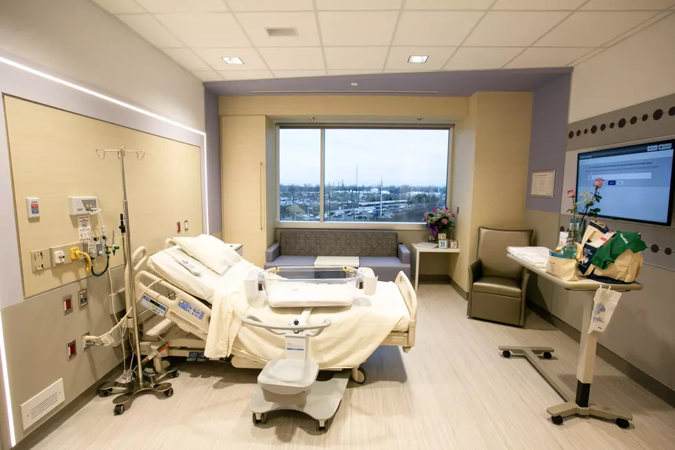 A room in the Mary V. O'Shea Birth Center at Jersey City Medical Center (Lord Abbett)