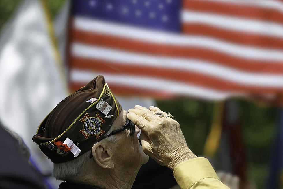 105.7 The Hawk Salutes our Veterans