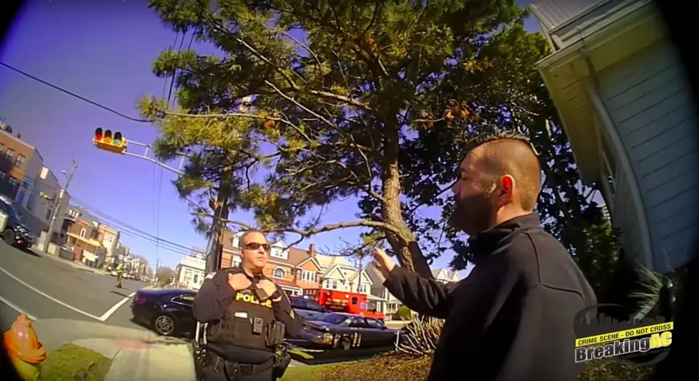 Rambling, slobbering cop fails sobriety test on video