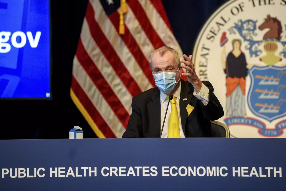 ‘Meaty’ slogan catches eyes at Murphy press conference