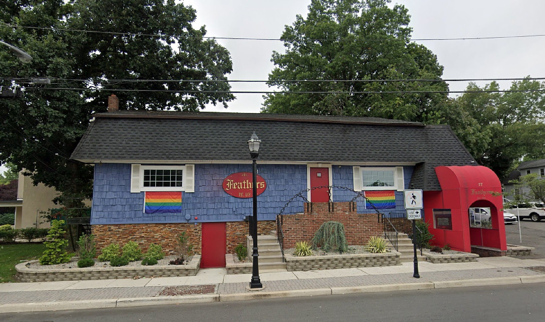 local gay bars fort
