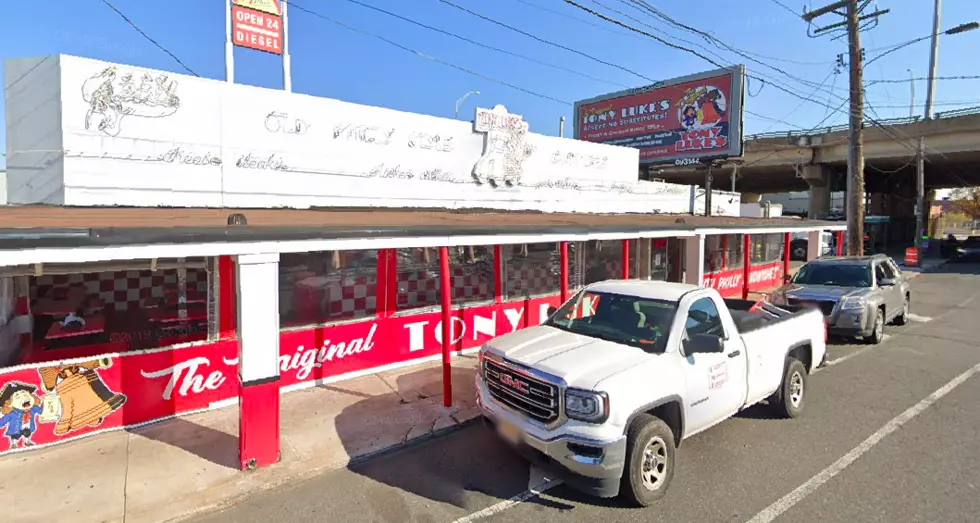 NJ owners of famous Philly cheesesteak shop busted on tax charges