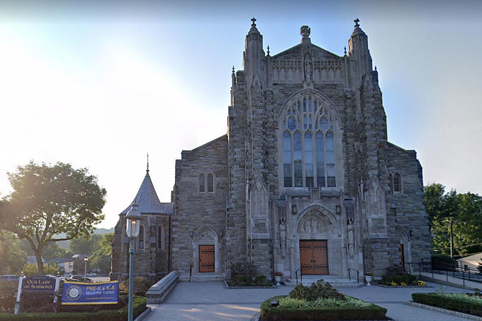 NJ priest asks lector: Please don&#8217;t wear Black Lives Matter shirt