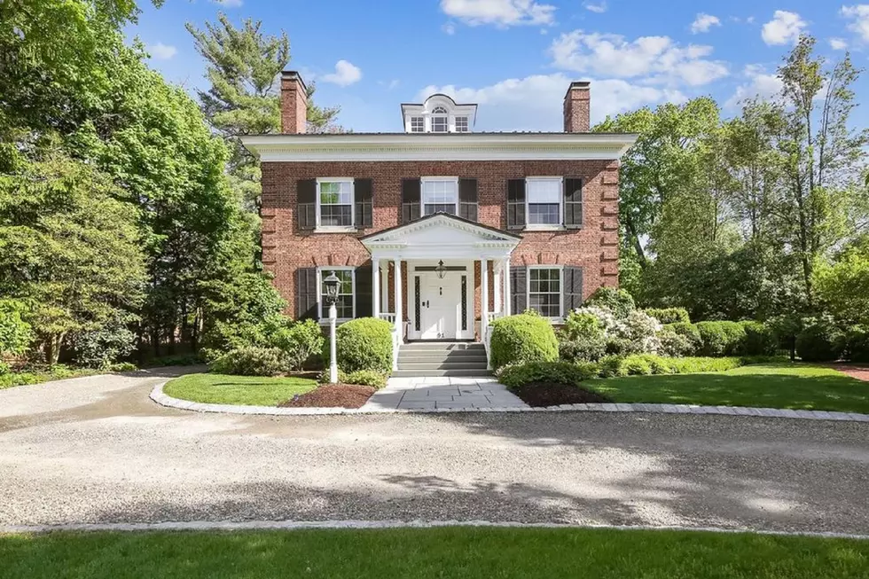 Take a look inside Eli Manning’s Summit house for sale