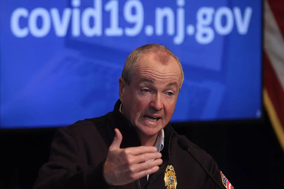 Murphy limits outdoor gatherings to 25