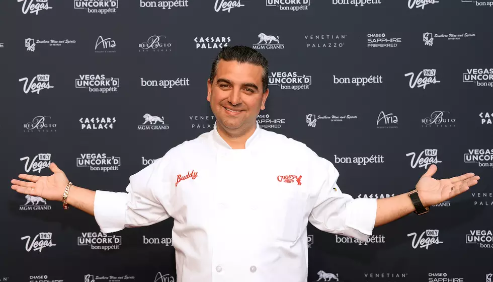 Cake Boss shows impaled hand for first time