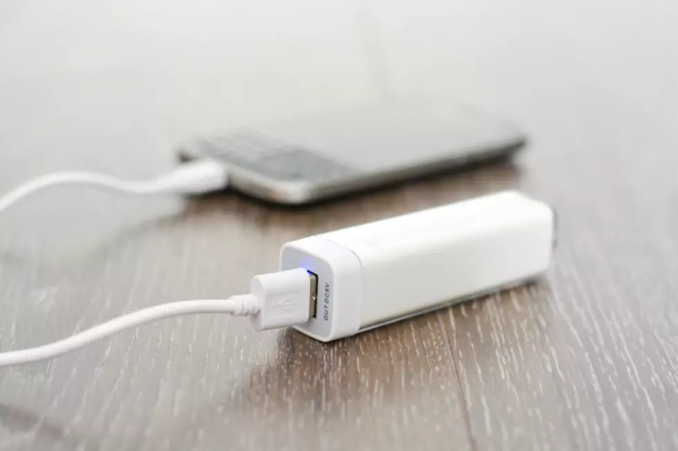 NJ residents warned about using public USB charging stations