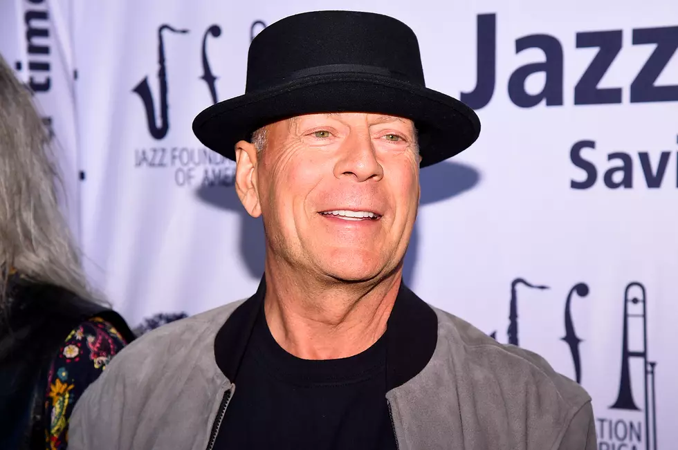 NJ native Bruce Willis tossed from Rite Aid for no mask