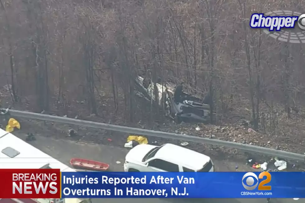 One killed in van crash on Route 24