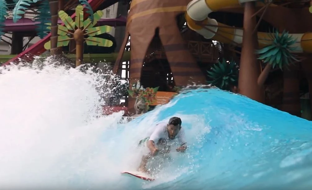 Skudin Surf at American Dream - Indoor Wave Pool