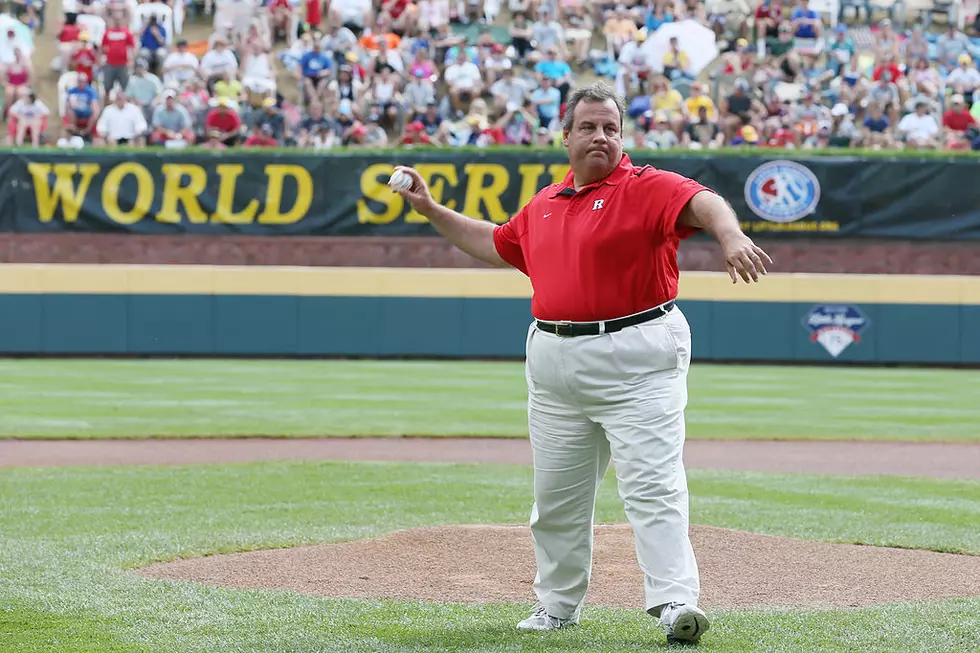 Chris Christie signs with the Mets, fulfilling life-long dream