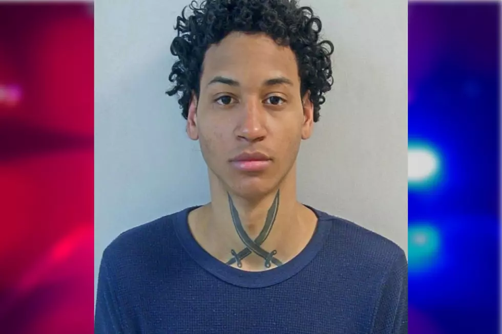 NJ man tried to stab woman in store in bias attack — prosecutor