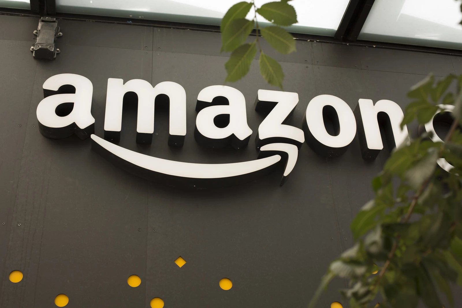 Amazon Fresh Supermarket Will Open In Paramus