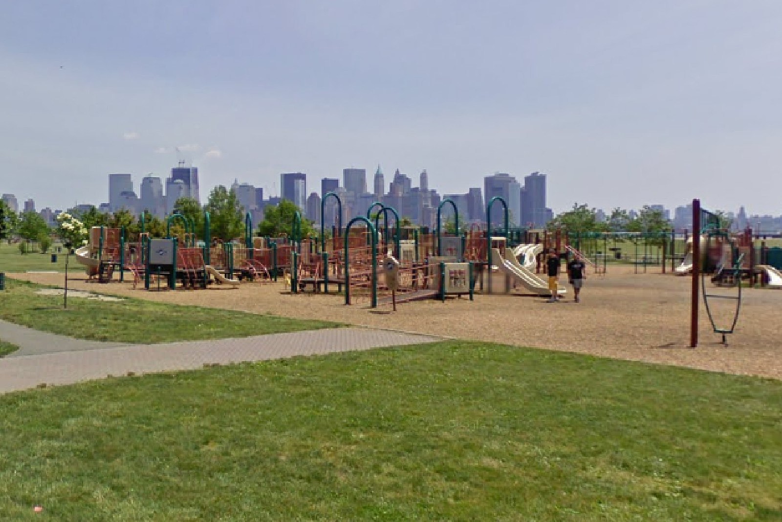 are dogs allowed in liberty state park