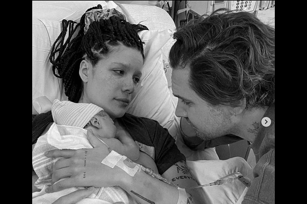 NJ singer Halsey welcomes baby with ‘gratitude’
