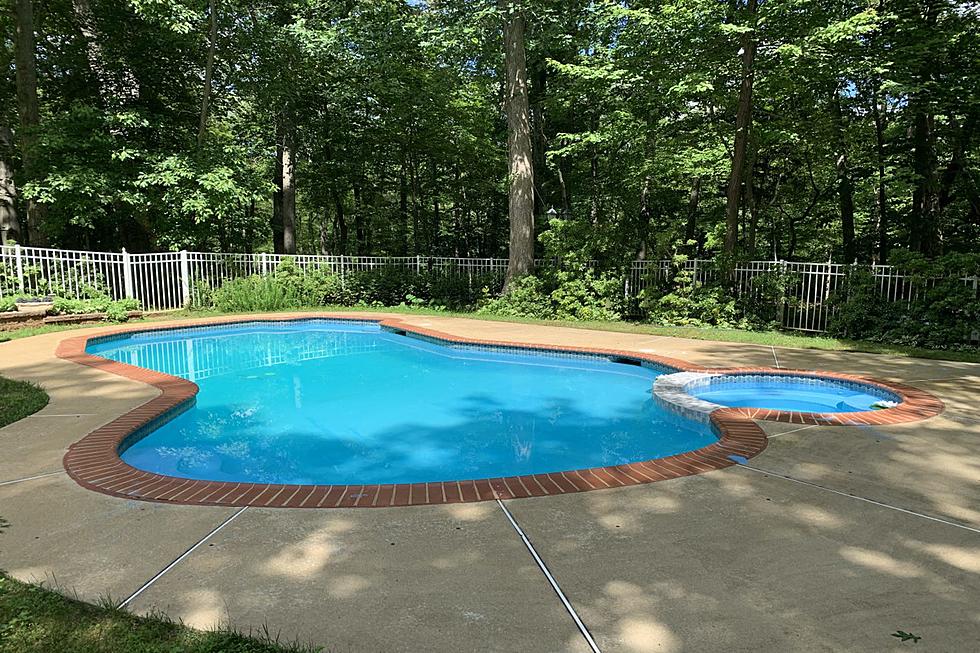 See NJ backyard pools open for rent by the hour in popular app