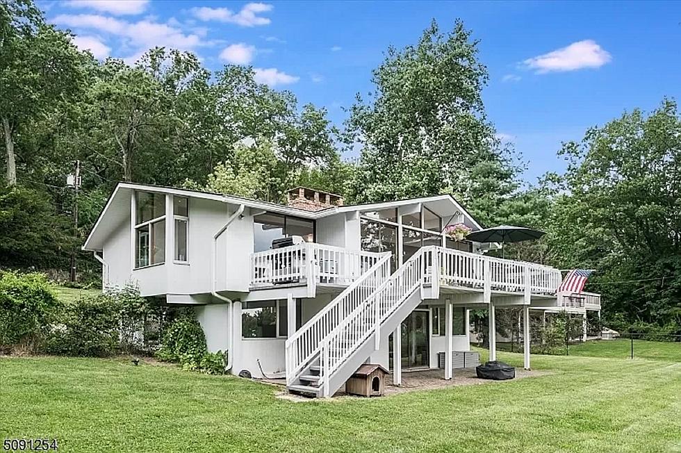 This Montclair home has a jaw-dropping view of the NYC skyline